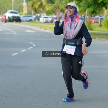 Runner Photo 3240408