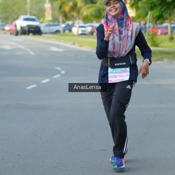 Runner Photo 3240411