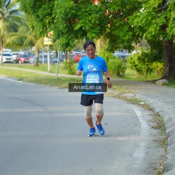 Runner Photo 3240513
