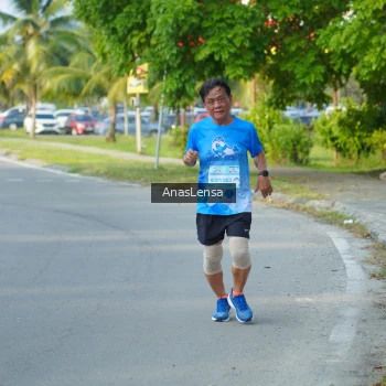 Runner Photo 3240572