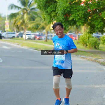 Runner Photo 3240596