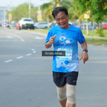Runner Photo 3240667