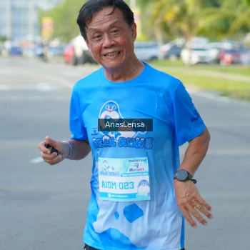 Runner Photo 3240678