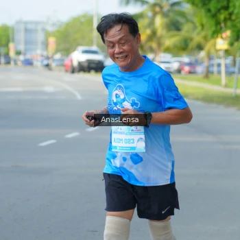 Runner Photo 3240684