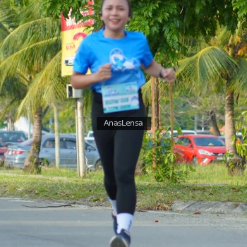Runner Photo 3240930
