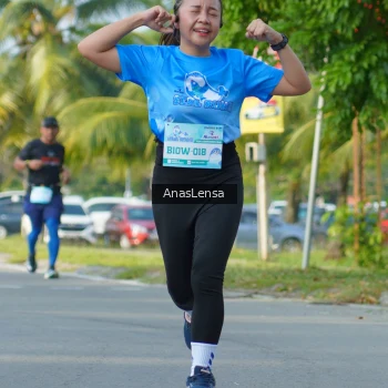 Runner Photo 3241005