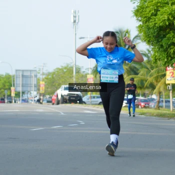 Runner Photo 3241071