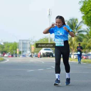 Runner Photo 3241079