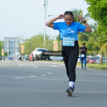 Runner Photo 3241080