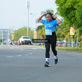 Runner Photo 3241094