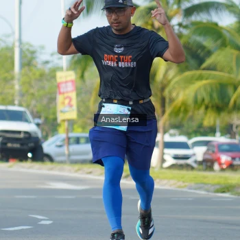 Runner Photo 3241230