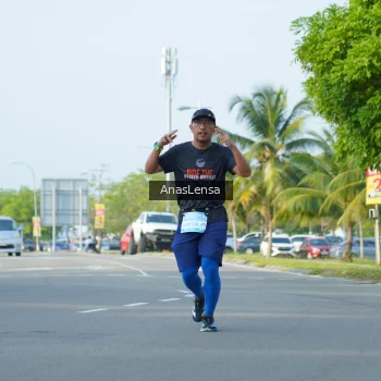 Runner Photo 3241233