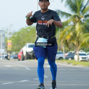 Runner Photo 3241238