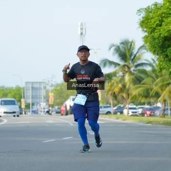 Runner Photo 3241248