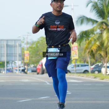 Runner Photo 3241254
