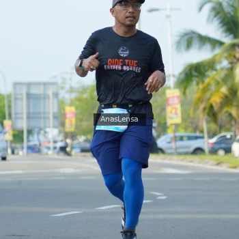 Runner Photo 3241266