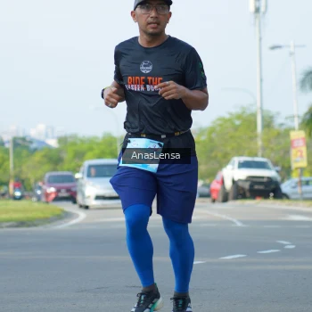 Runner Photo 3241318