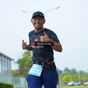 Runner Photo 3241369
