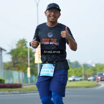 Runner Photo 3241371