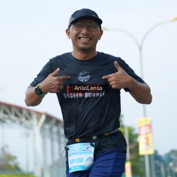 Runner Photo 3241391