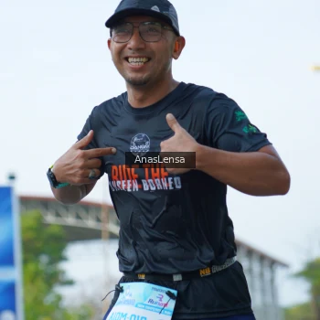 Runner Photo 3241412