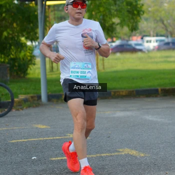 Runner Photo 3241460