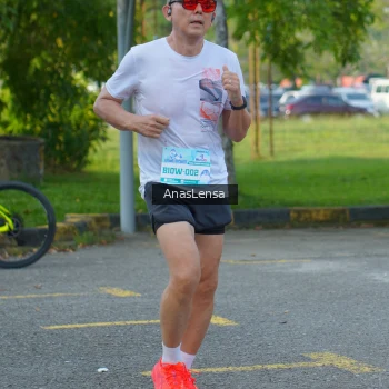 Runner Photo 3241461