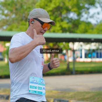 Runner Photo 3241618