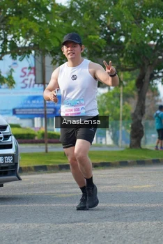 Runner Photo 3241724