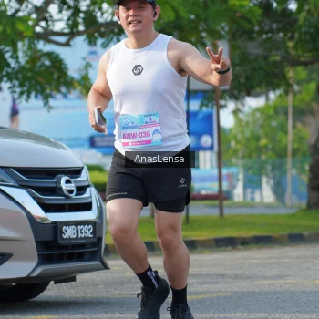 Runner Photo 3241762
