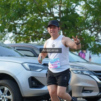 Runner Photo 3241819