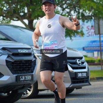 Runner Photo 3241827