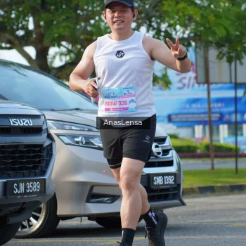 Runner Photo 3241833