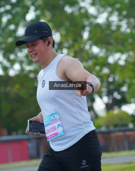 Runner Photo 3241936