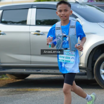 Runner Photo 3242016