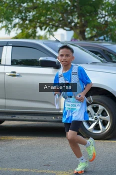 Runner Photo 3242023