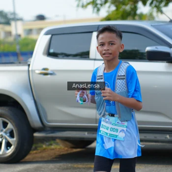 Runner Photo 3242026