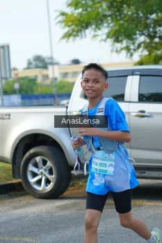 Runner Photo 3242040