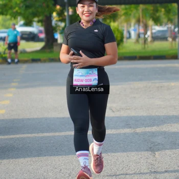 Runner Photo 3242200