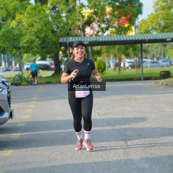 Runner Photo 3242203