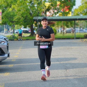Runner Photo 3242209