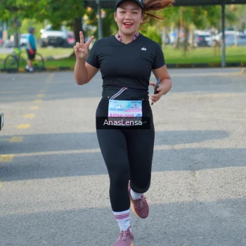 Runner Photo 3242226