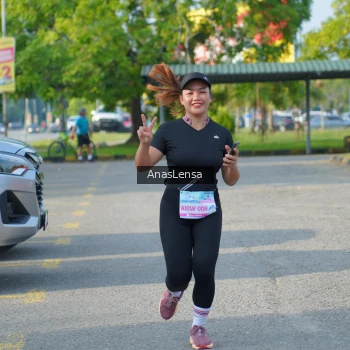 Runner Photo 3242251