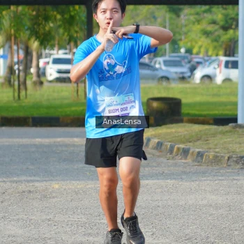 Runner Photo 3242502