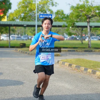 Runner Photo 3242599