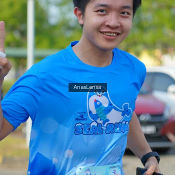 Runner Photo 3242757