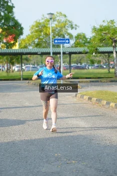 Runner Photo 3242787