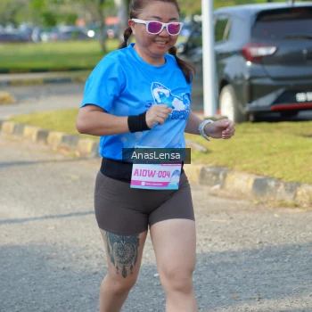 Runner Photo 3242943