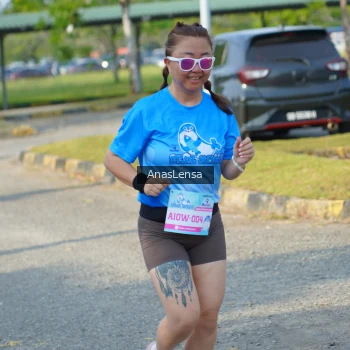 Runner Photo 3242947