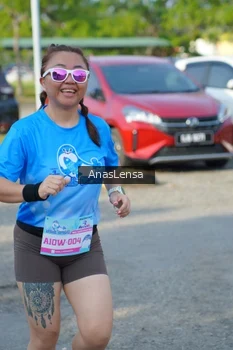 Runner Photo 3243054